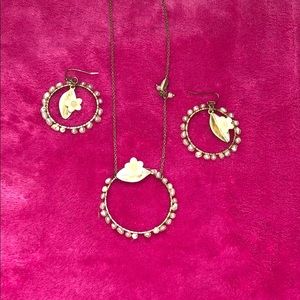 Gold pearl hoop and necklace set